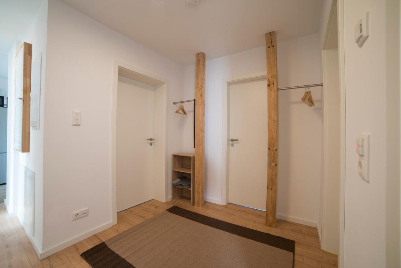 Schoene Grosse Ferienwohnung 79M2 Und 2 Baeder, Zentrumnah, 2Og Ерфурт Екстер'єр фото
